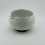 Katakuchi en Grès rouge de récolte Esterel - Théière artisanale - Texturé Blanc Mat - Cérémonie du thé wabi-sabi