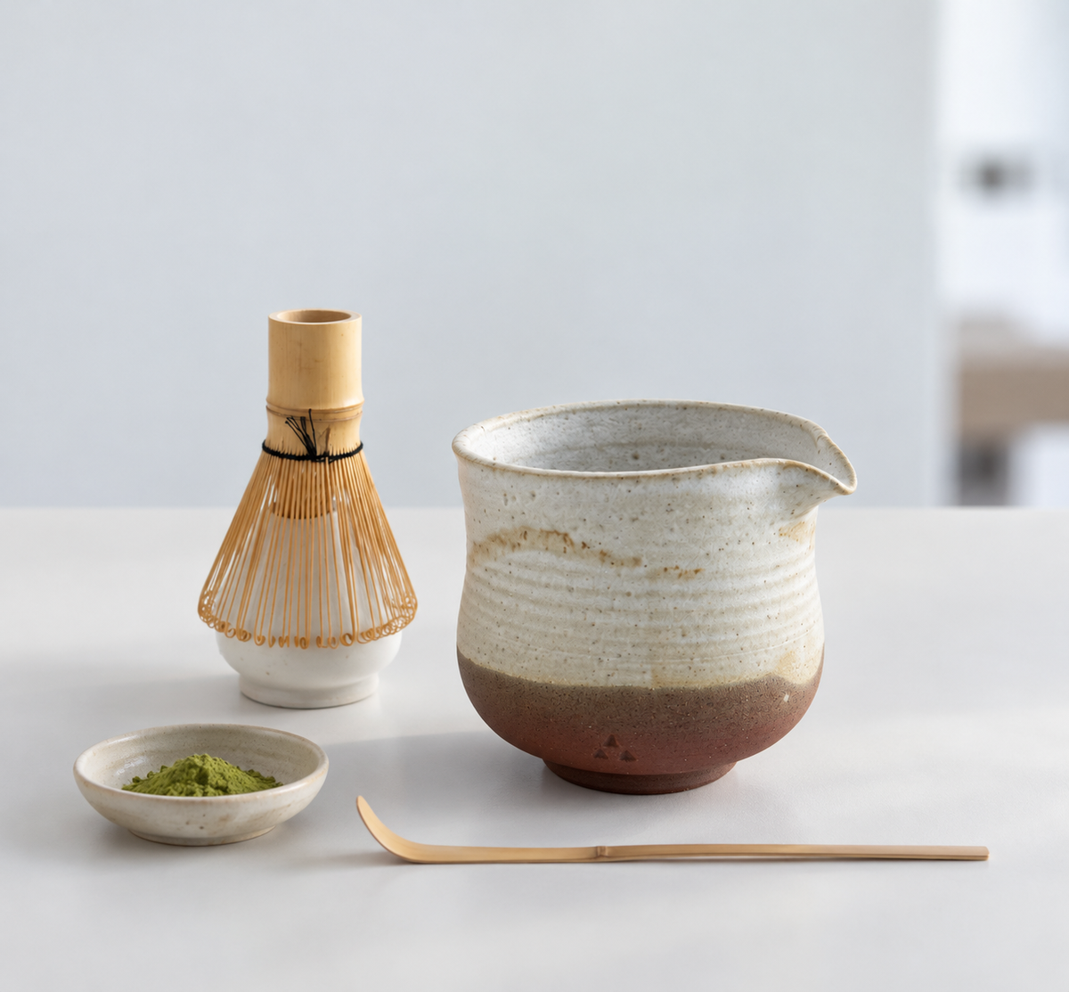 Katakuchi en grès rouge Estérel – Terre sauvage & vanille sablée