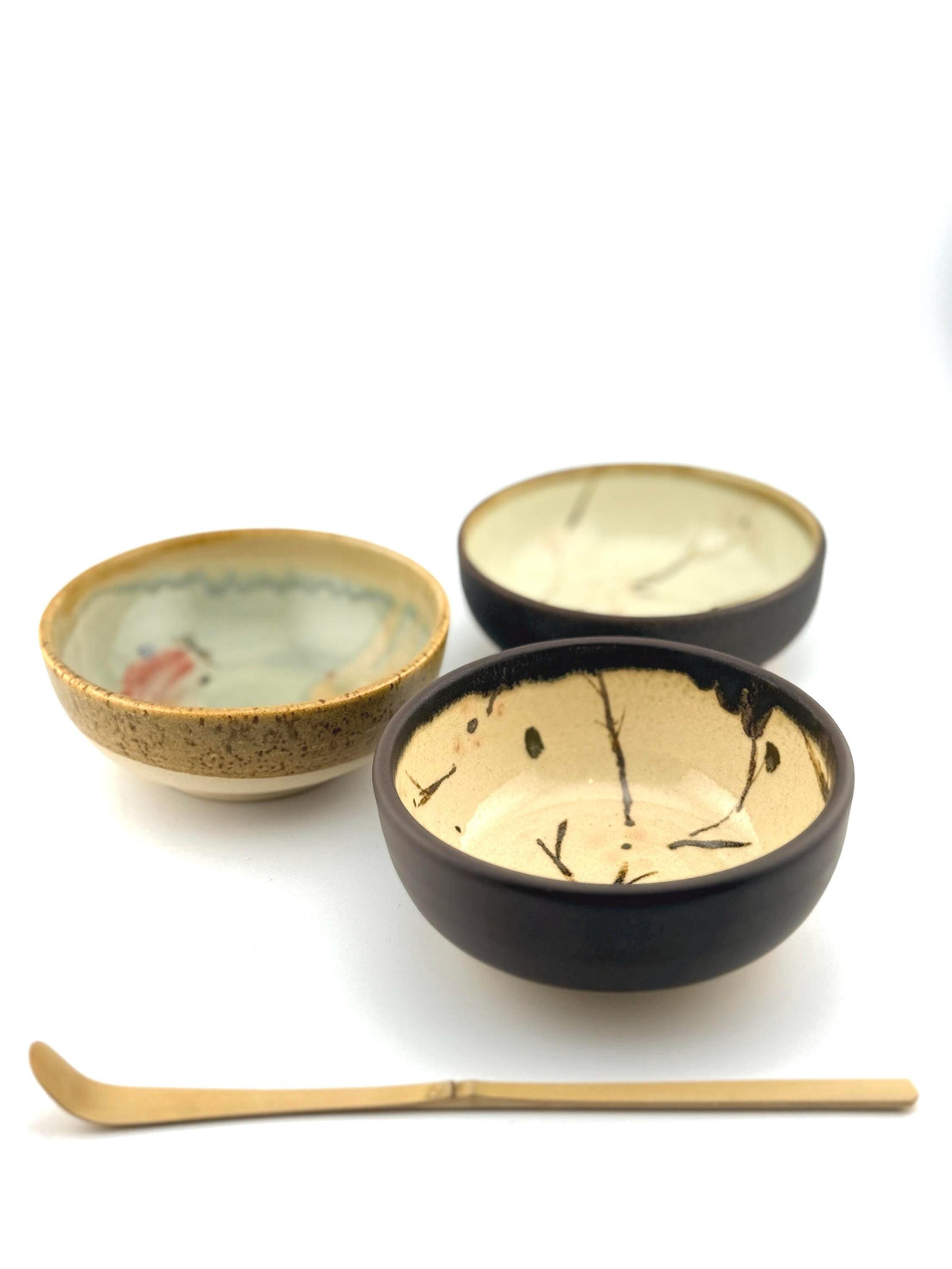 Bol artisanal en grès porcelainique, décor peint à la main inspiré de la peinture chinoise – Terres.me
