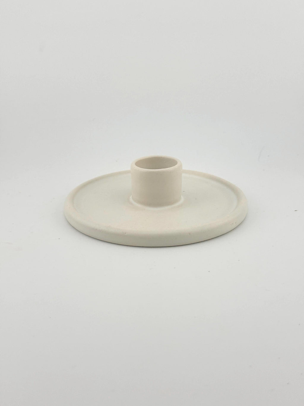 Bougeoir blanc ÉPURE en céramique minimaliste, fait main par Terresme — vue 1 sur 10.