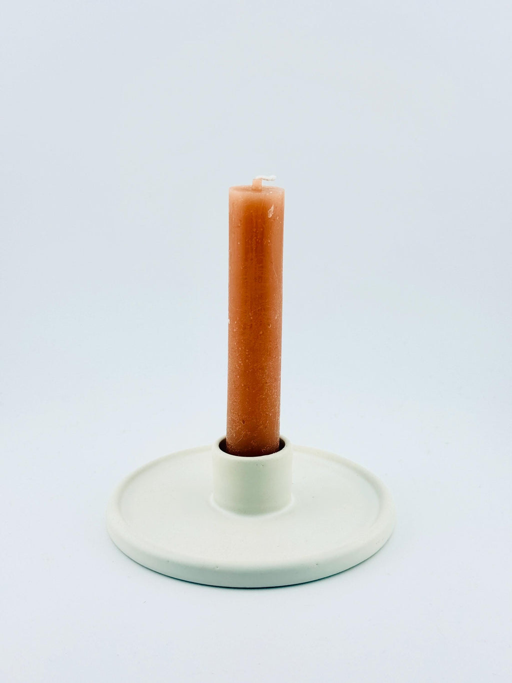 Bougeoir blanc ÉPURE en céramique minimaliste, fait main par Terresme — vue 7 sur 10.