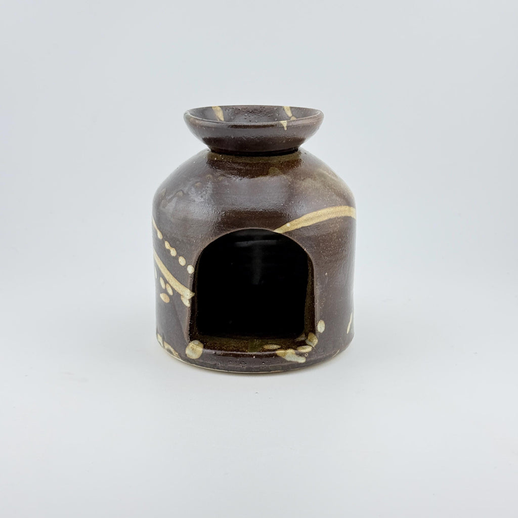 Brûleur d’huile essentielle artisanal en grès émaillé Tenmoku, céramique japandi Terres.me