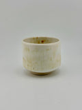 Duo de tasses en grès porcelainique blanc YUKI NO HANA, façonnées à la main par Terresme — vue 7 sur 8.