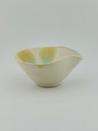 Tasse verseuse katakuchi blanche de 60 ml, décor fleur à l’or