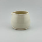 Katakuchi en porcelaine blanche, décor Sometsuke au gosu peint à la main – Terres.me