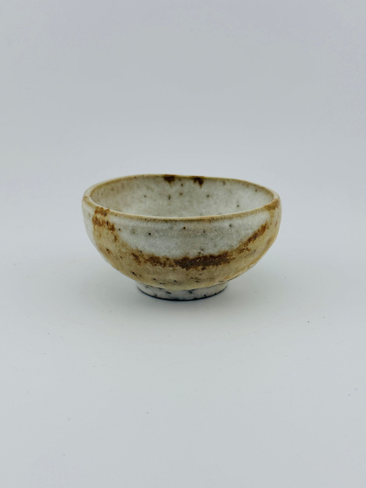 Mini-bol chawan ESTEREL crème, modèle de 7 cm, vue de face