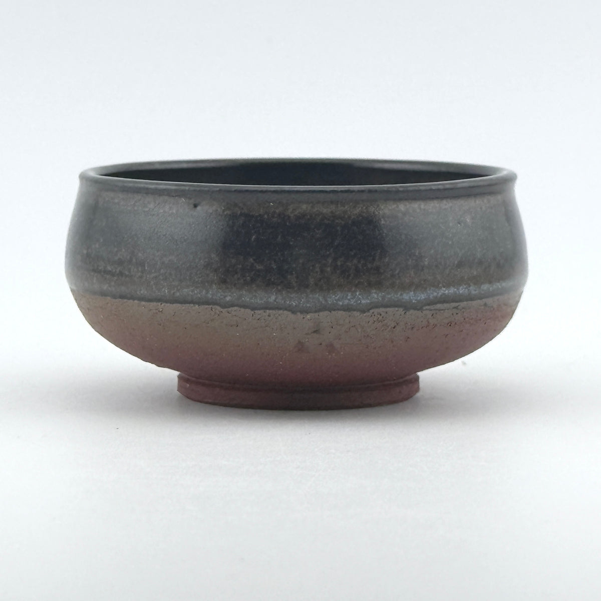 Mini-tasse en grès rouge de l’Estérel – Shino Açaï