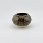 Oursin Céramique en Grès Porcelainique Noir Tenmoku – Sculpture Artisanale Wabi-Sabi