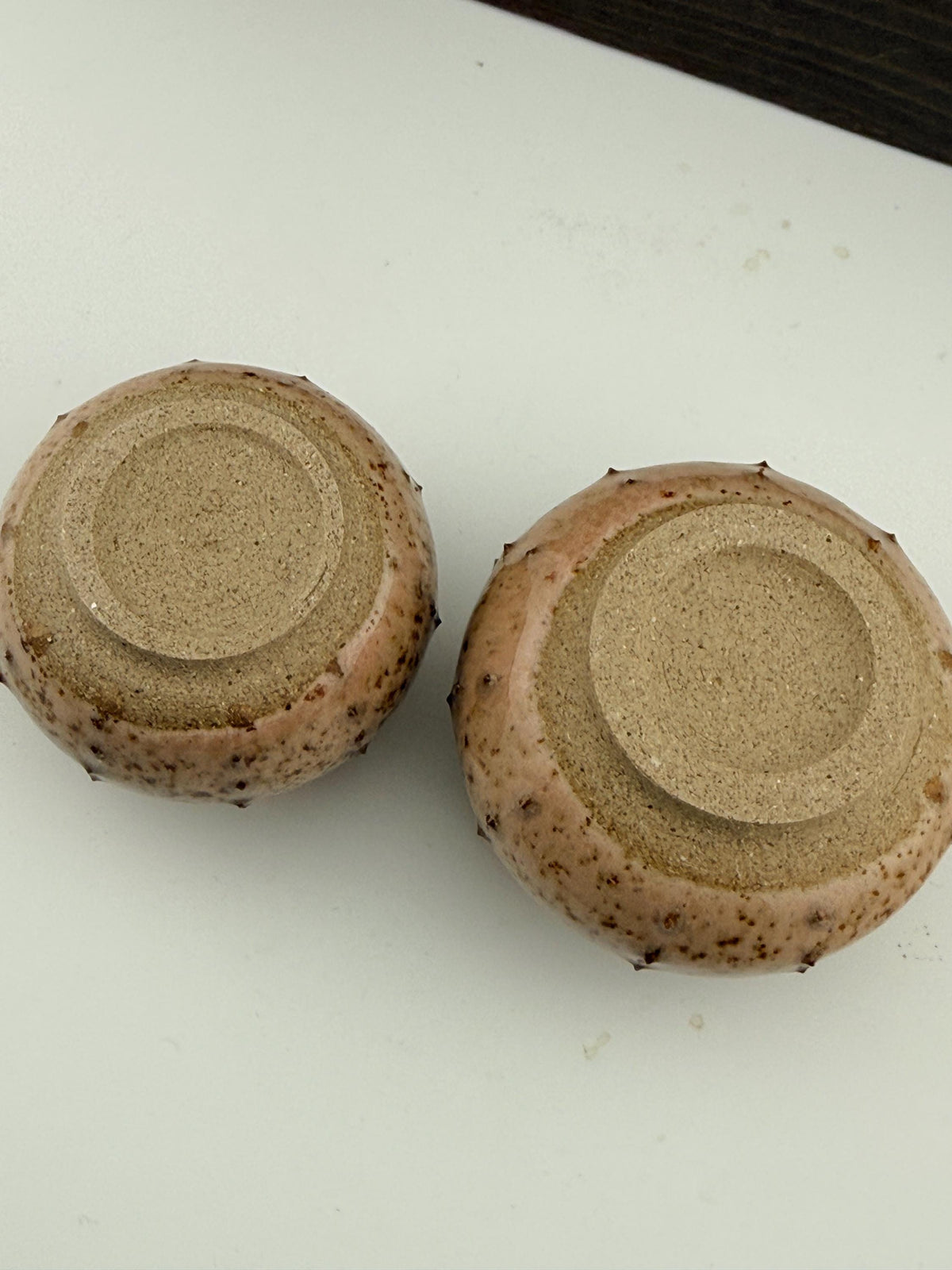 Oursin en céramique de grès wabi-sabi fait main par Terresme — fiche Etsy 1, vue 10 sur 10.
