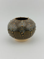 Oursin en céramique de grès wabi-sabi fait main par Terresme — fiche Etsy 2, vue 4 sur 10.