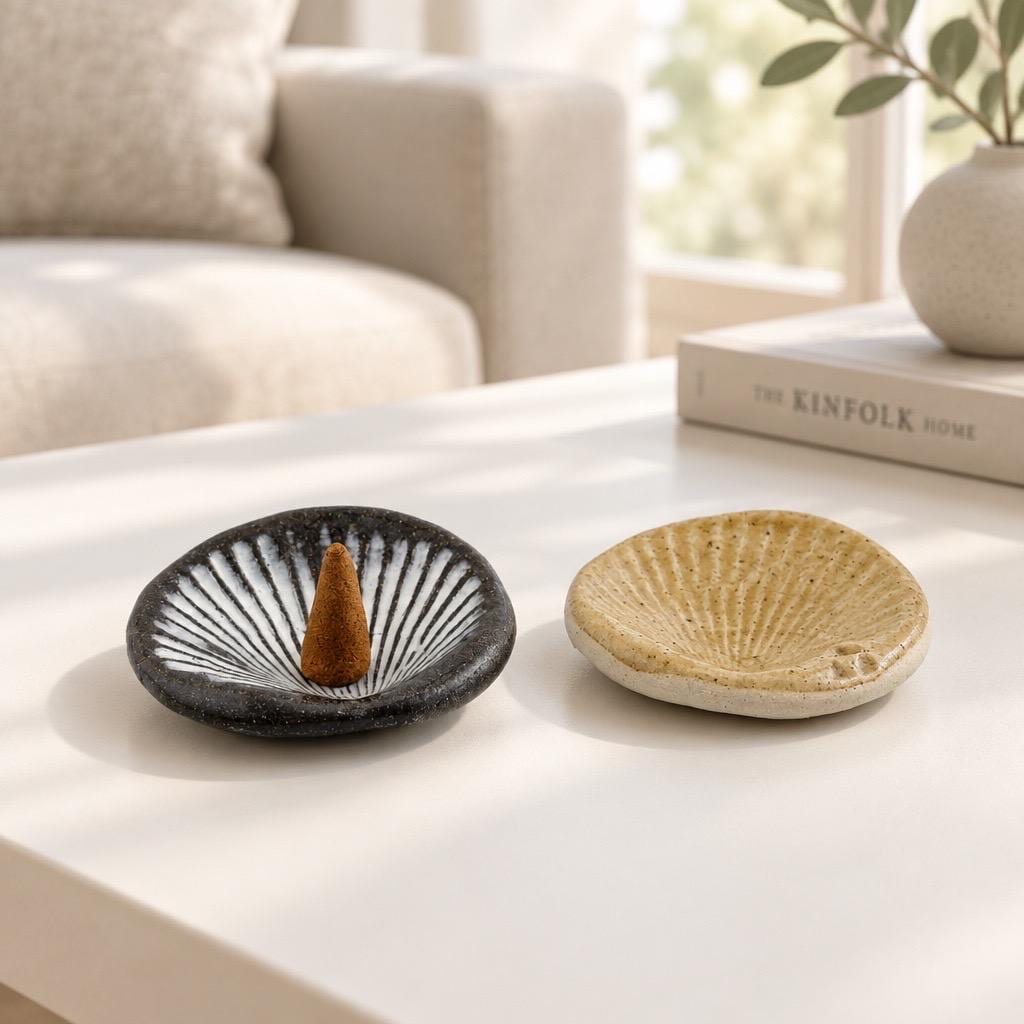 Coquillage artisanal en grès émaillé, porte-encens, pierre d’apaisement ou porte-bijoux – Terres.me