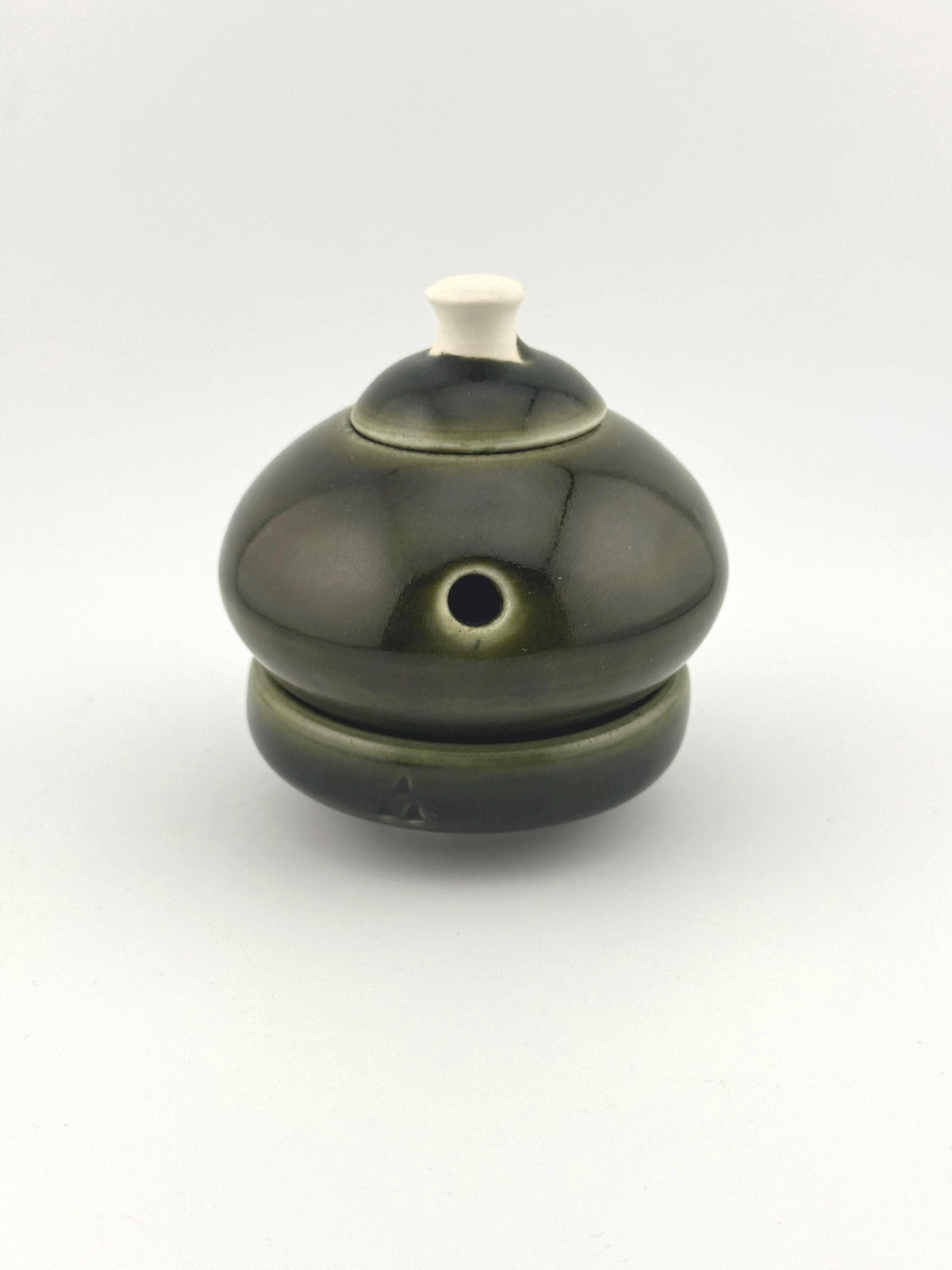 Porte-encens en porcelaine émaillée Tenmoku, fait main par Terresme — vue 4 sur 7.