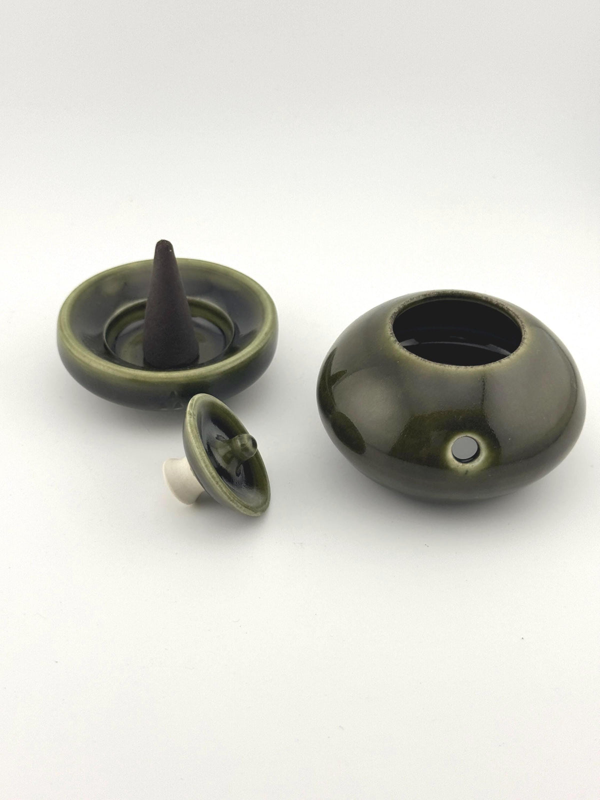 Porte-encens en porcelaine émaillée Tenmoku, fait main par Terresme — vue 7 sur 7.