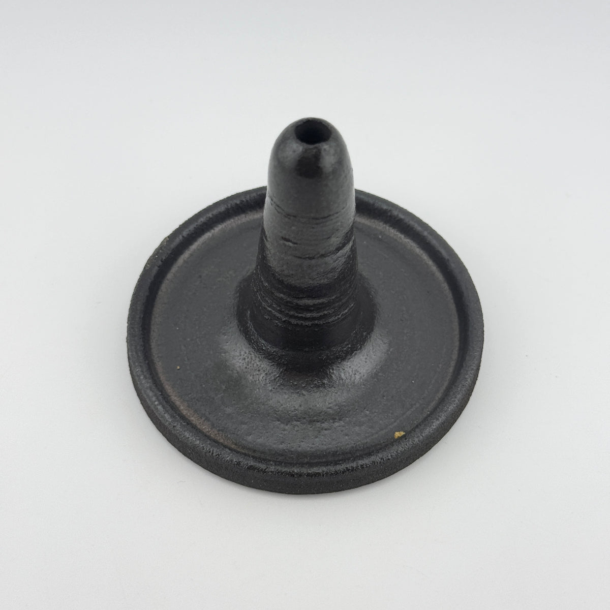 Porte-encens bâton « Rituel » en grès noir African Stone – Noir satiné