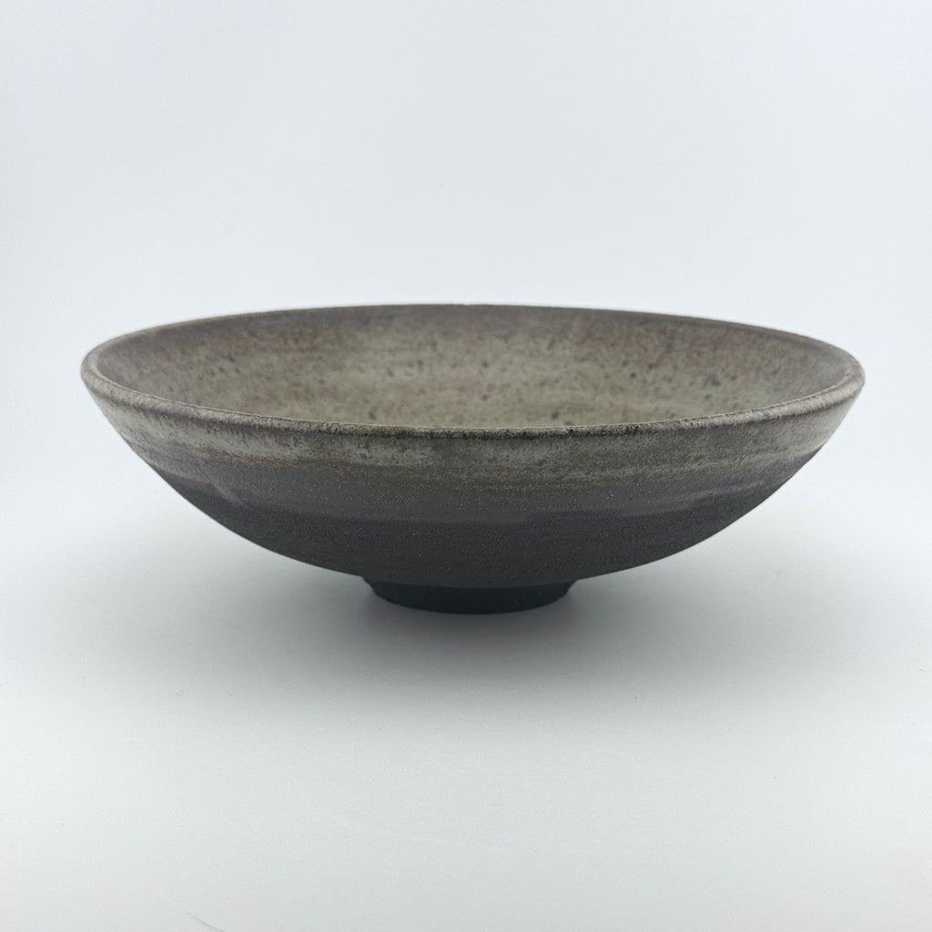 Saladier en grès noir African Stone – Émail Smoky Quartz pyrité