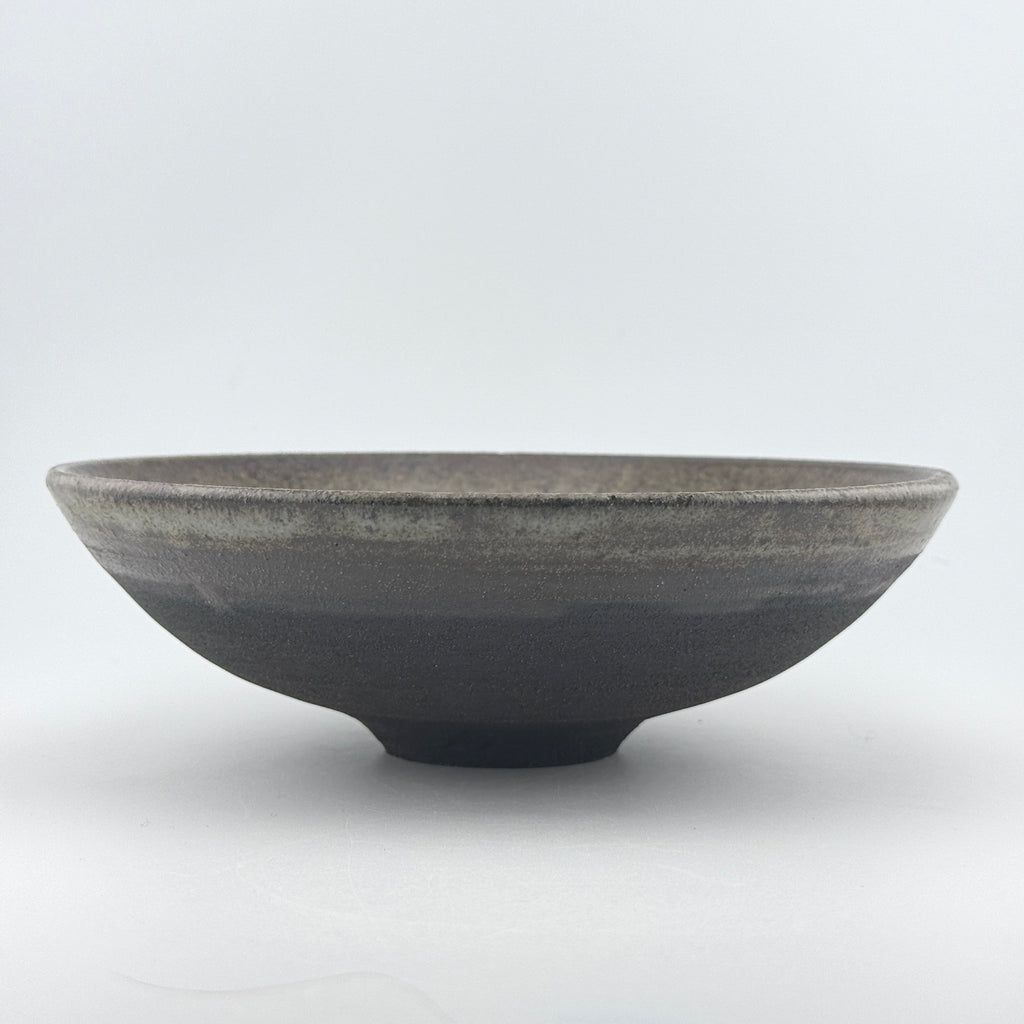 Saladier en grès noir African Stone – Émail Smoky Quartz pyrité