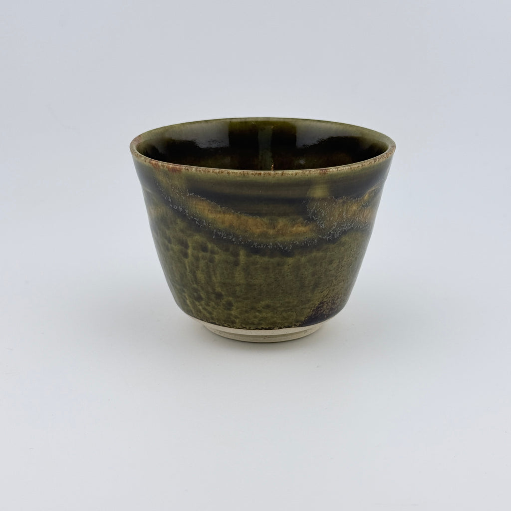 Tasse conique en grès porcelainique – Émail tenmoku, pièce unique