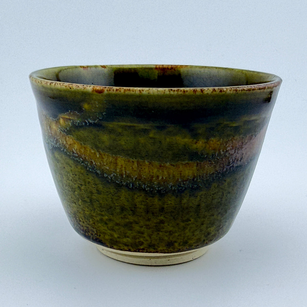 Tasse conique en grès porcelainique – Émail tenmoku, pièce unique