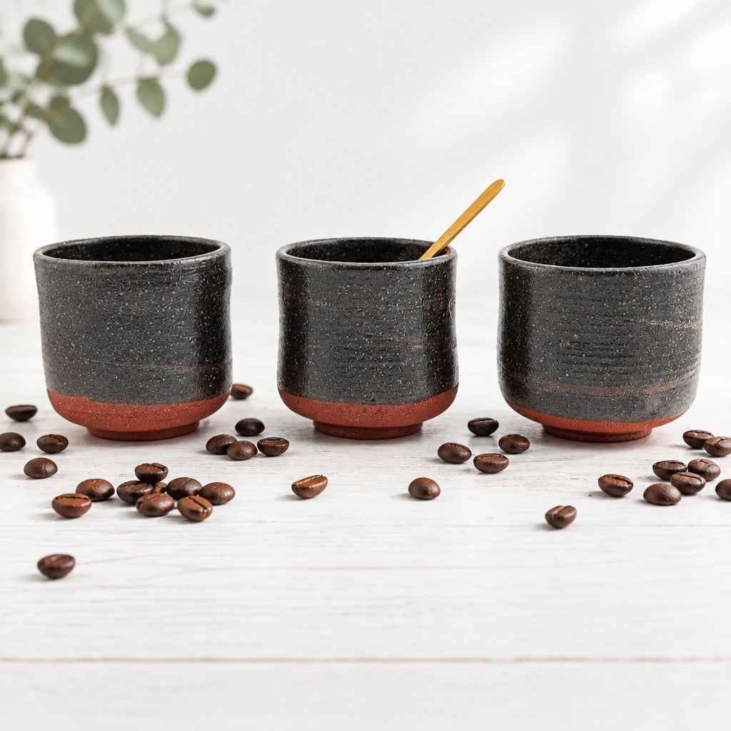 Trio de tasses à café en Grès rouge de récolte du massif de l’Esterel - Émail de cendres - Wabi-Sabi