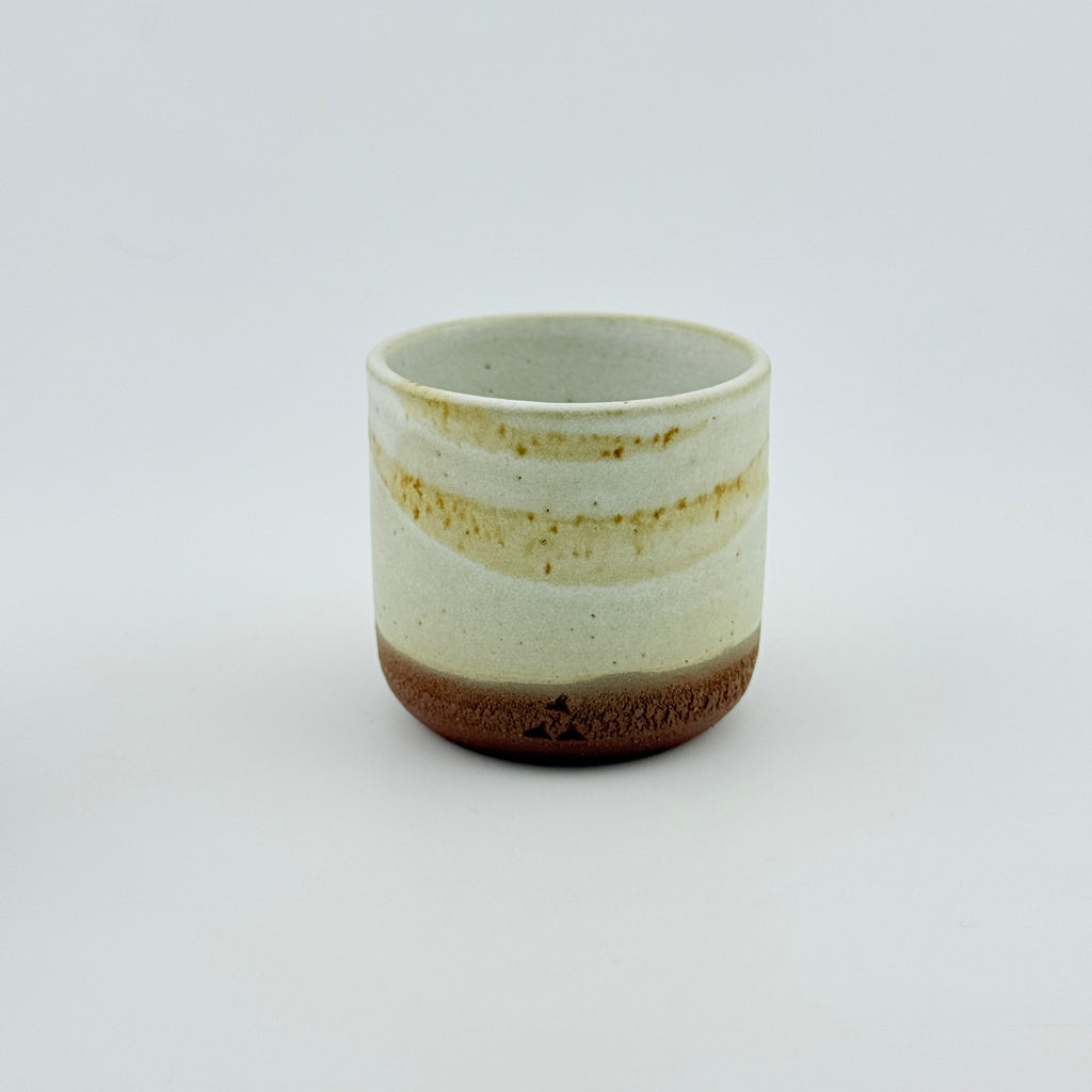 Duo de tasses à café en Grès rouge de récolte du massif de l’Esterel - Émail blanc mat opaque et vanille sablé - Wabi-Sabi