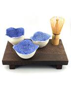 Trio de tasses NAMI en porcelaine blanche décor cobalt, faites main par Terresme — vue 9 sur 10.