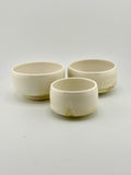 Trio de tasses YUKI NO HANA en porcelaine blanche, faites main par Terresme — vue 1 sur 9.