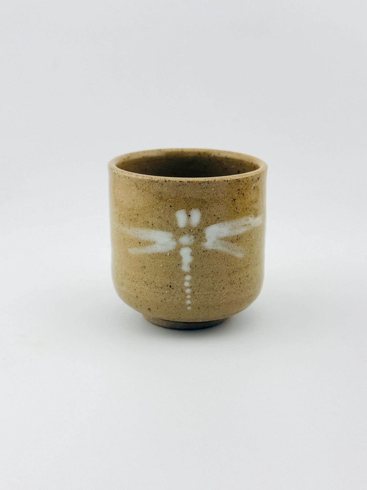 Yunomi en grès chamotté avec libellule en porcelaine et émail transparent brillant – Terres.me – vue 8
