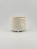 Yunomi en porcelaine Bone China d’inspiration japonaise, fait main par Terresme — vue 1 sur 10.