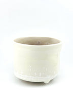 Yunomi en porcelaine Bone China d’inspiration japonaise, fait main par Terresme — vue 6 sur 10.